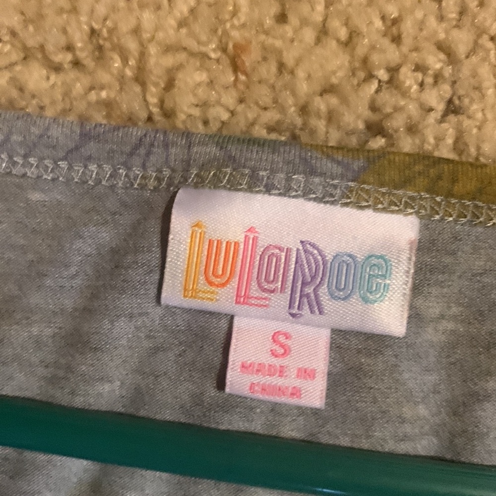 NWOT LULAROE NICOLE - Picture 6 of 7